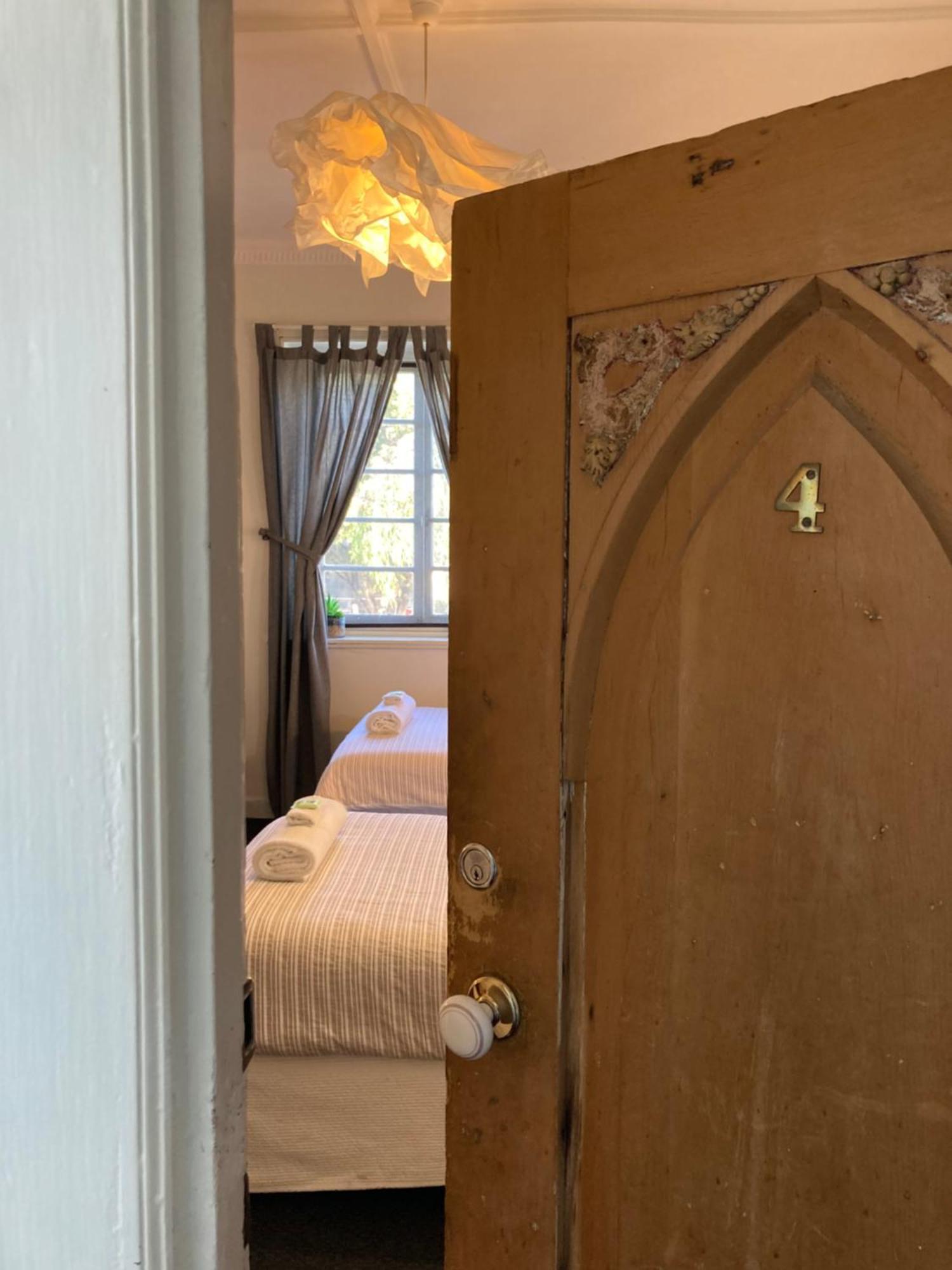 Caledonian Inn Роб Екстер'єр фото